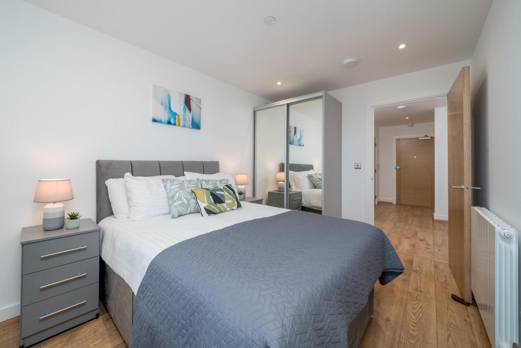 Skyvillion - London River Thames Top Floor Apartments By Woolwich Ferry, Mins To London Excel, O2 Arena , London City Airport With Parking Eksteriør bilde
